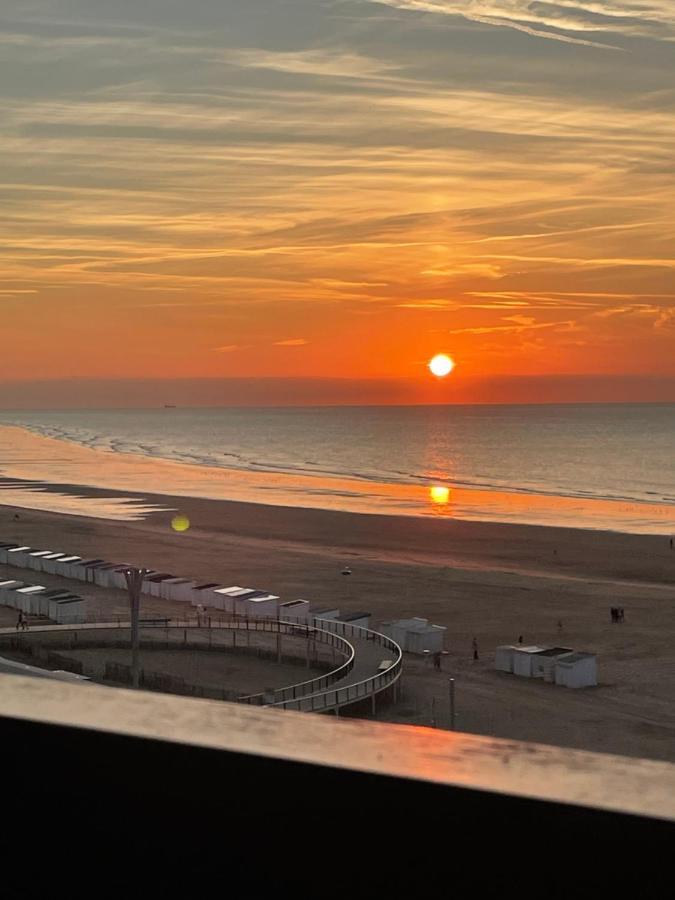 Royal Seavieuw Apartment Calais Exterior foto